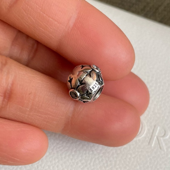 Retired Pandora Aqua Snowflake CZ Winter Bead Charm Christmas Snow EUC - Picture 7 of 8